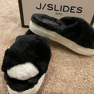 J/Slides NYC Adorable Black Faux Platform Slides 6.5